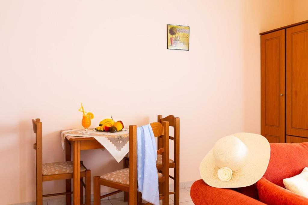 Houmis Apts & Gasthof Agios Georgios Pagon
